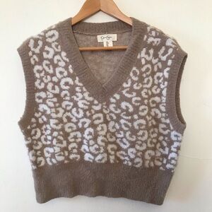 Jessica Simpson Leopard Print Sweater Vest S